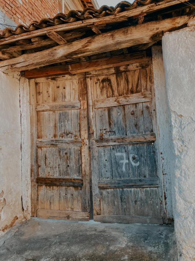 Vila Llulla Krujë Eksteriør bilde